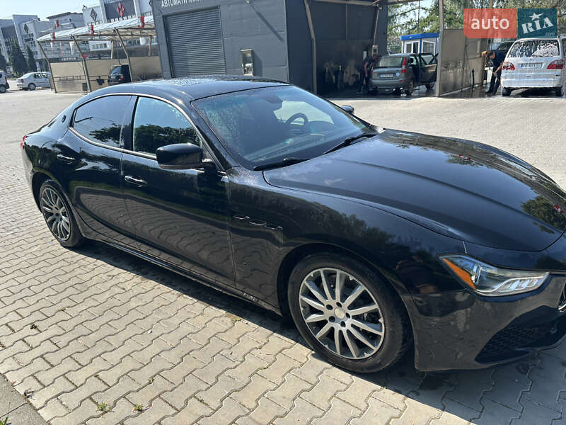 Седан Maserati Ghibli 2013 в Чернівцях фото 2 Седан Maserati Ghibli 2013 в Чернівцях