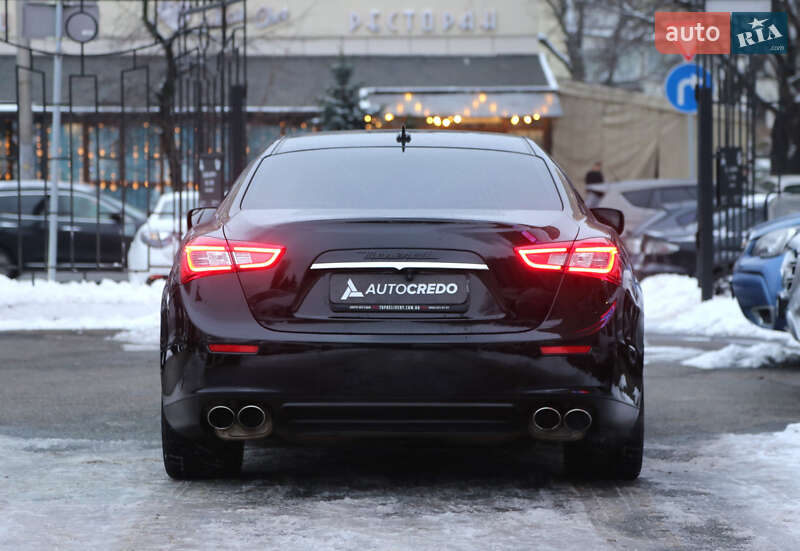 Седан Maserati Ghibli 2015 в Києві