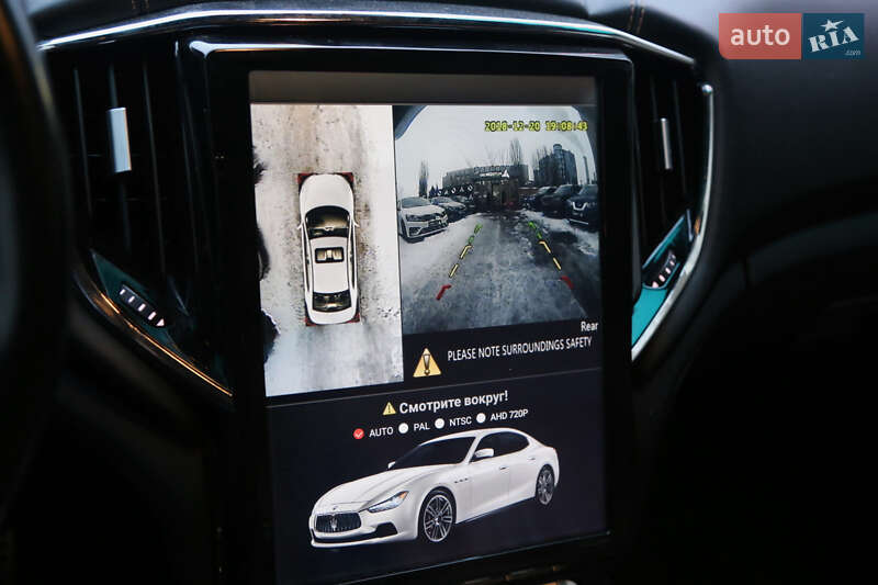 Седан Maserati Ghibli 2015 в Києві