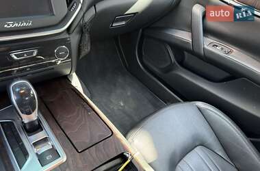 Седан Maserati Ghibli 2014 в 