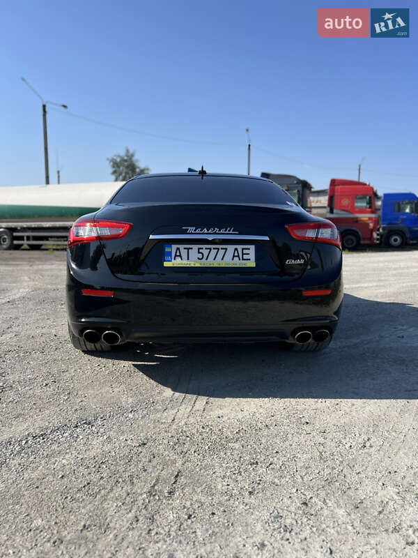 Седан Maserati Ghibli 2016 в Івано-Франківську
