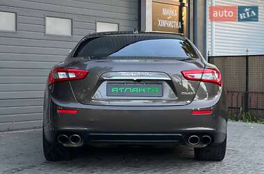 Седан Maserati Ghibli 2014 в 