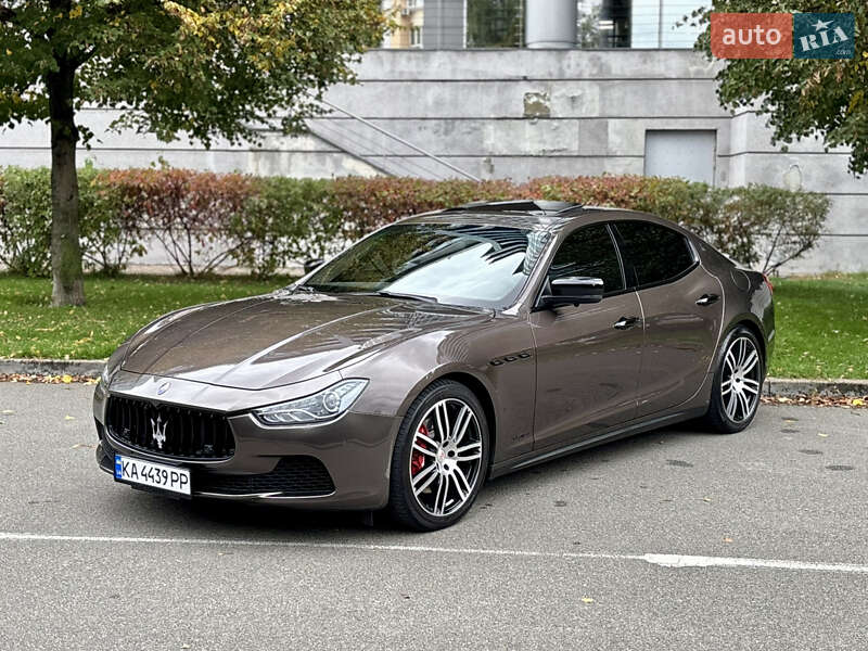 Седан Maserati Ghibli 2014 в Киеве