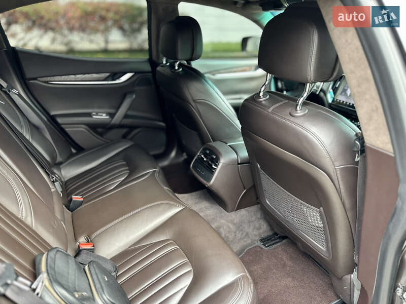 Седан Maserati Ghibli 2014 в Киеве