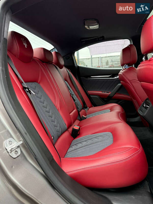 Седан Maserati Ghibli 2018 в Киеве