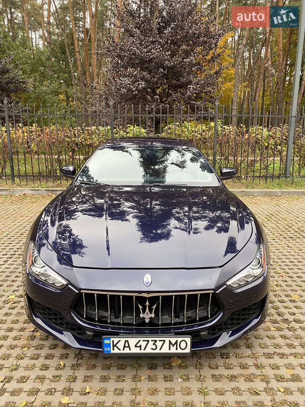 Седан Maserati Ghibli 2016 в Києві