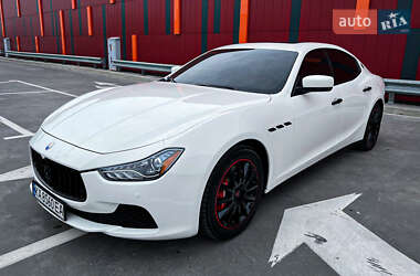 Седан Maserati Ghibli 2015 в Львові Седан Maserati Ghibli 2015 в Львові