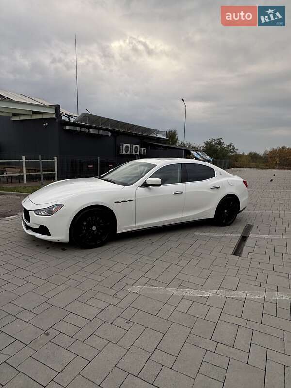 Седан Maserati Ghibli 2014 в Тячеве