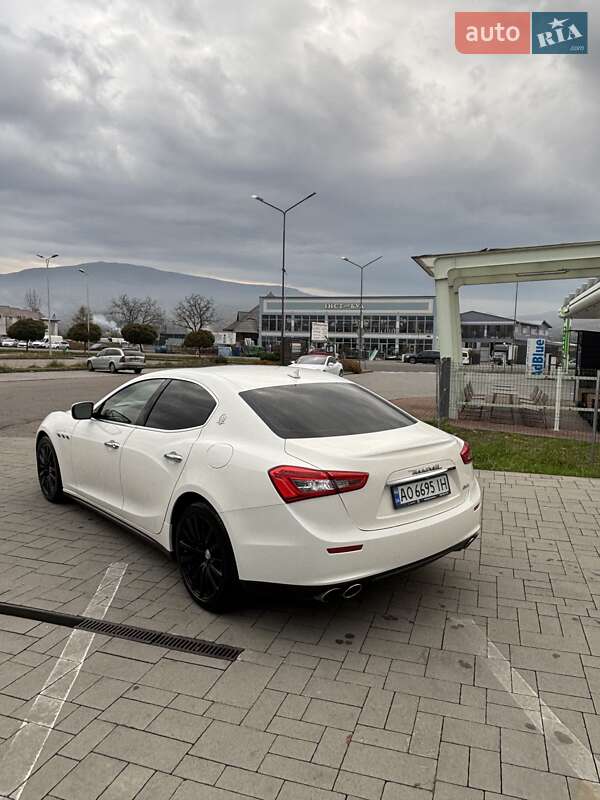 Седан Maserati Ghibli 2014 в Тячеве