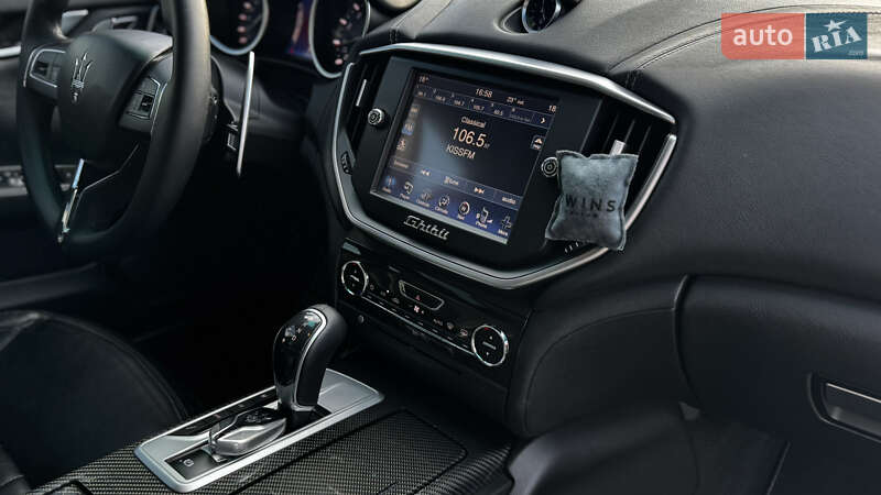 Седан Maserati Ghibli 2015 в Киеве фото 13 Седан Maserati Ghibli 2015 в Киеве