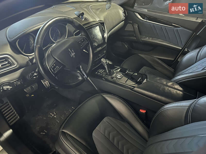 Седан Maserati Ghibli 2019 в Гребінках