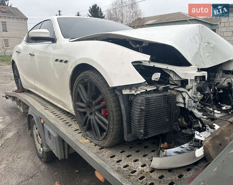 Седан Maserati Ghibli 2019 в Гребінках