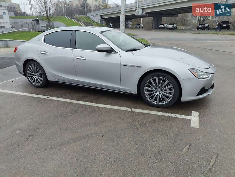 Седан Maserati Ghibli 2017 в Киеве фото 5 Седан Maserati Ghibli 2017 в Киеве