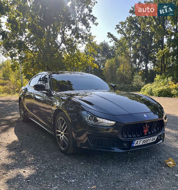 Седан Maserati Ghibli 2018 в Києві фото 25 Седан Maserati Ghibli 2018 в Києві
