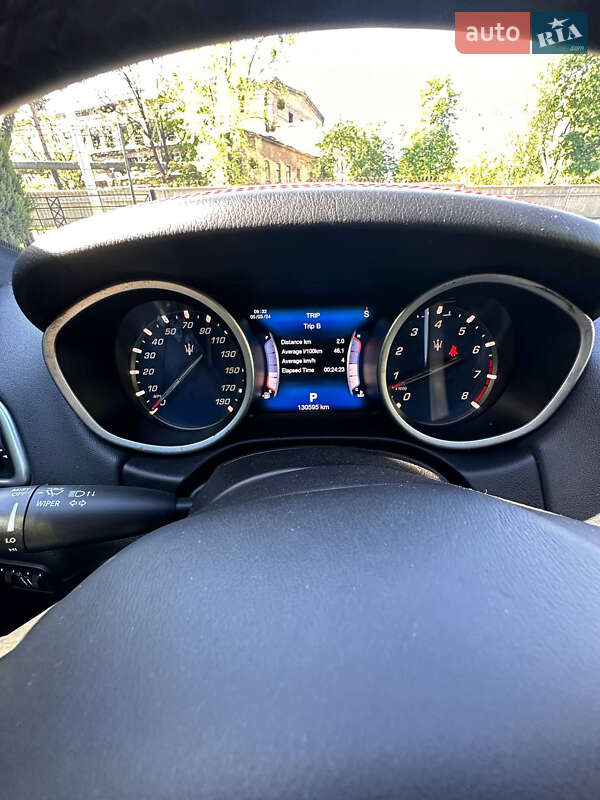 Седан Maserati Ghibli 2016 в Киеве