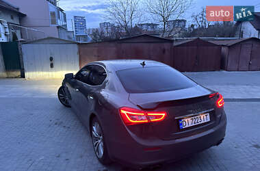 Седан Maserati Ghibli 2013 в Городку