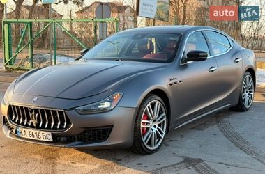 Седан Maserati Ghibli 2017 в Киеве