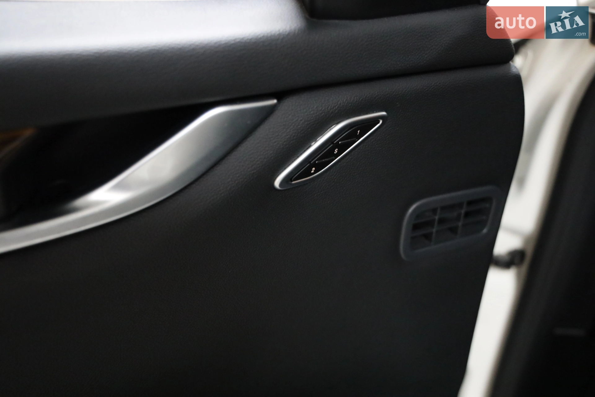 2013 Maserati Ghibli - мініатюра 13