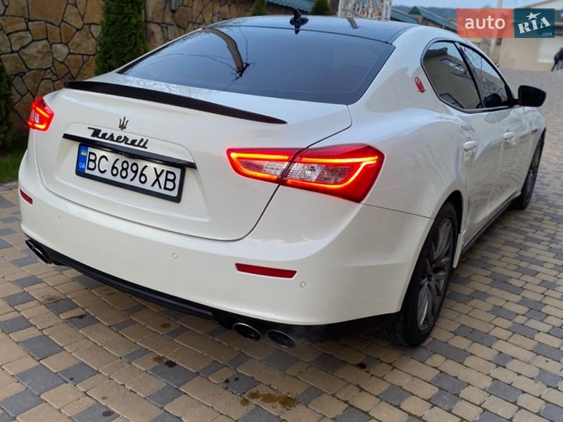 Седан Maserati Ghibli 2016 в Могилів-Подільському
