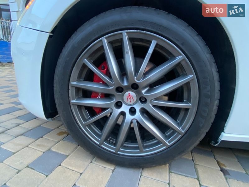 Седан Maserati Ghibli 2016 в Могилів-Подільському