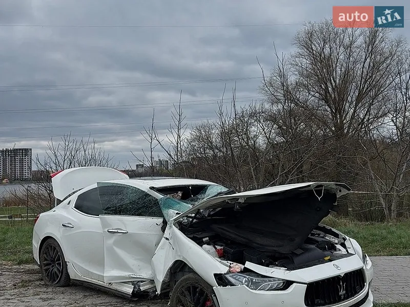 Maserati Ghibli