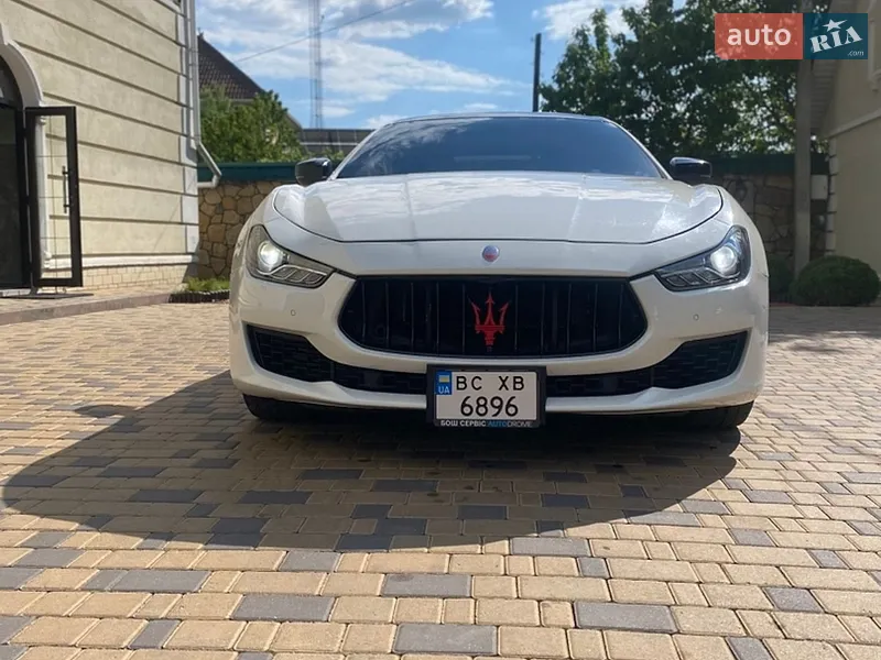 Maserati Ghibli 2016 VIN ZAM57XSA1H1225321 фото оголошення 4 з 91