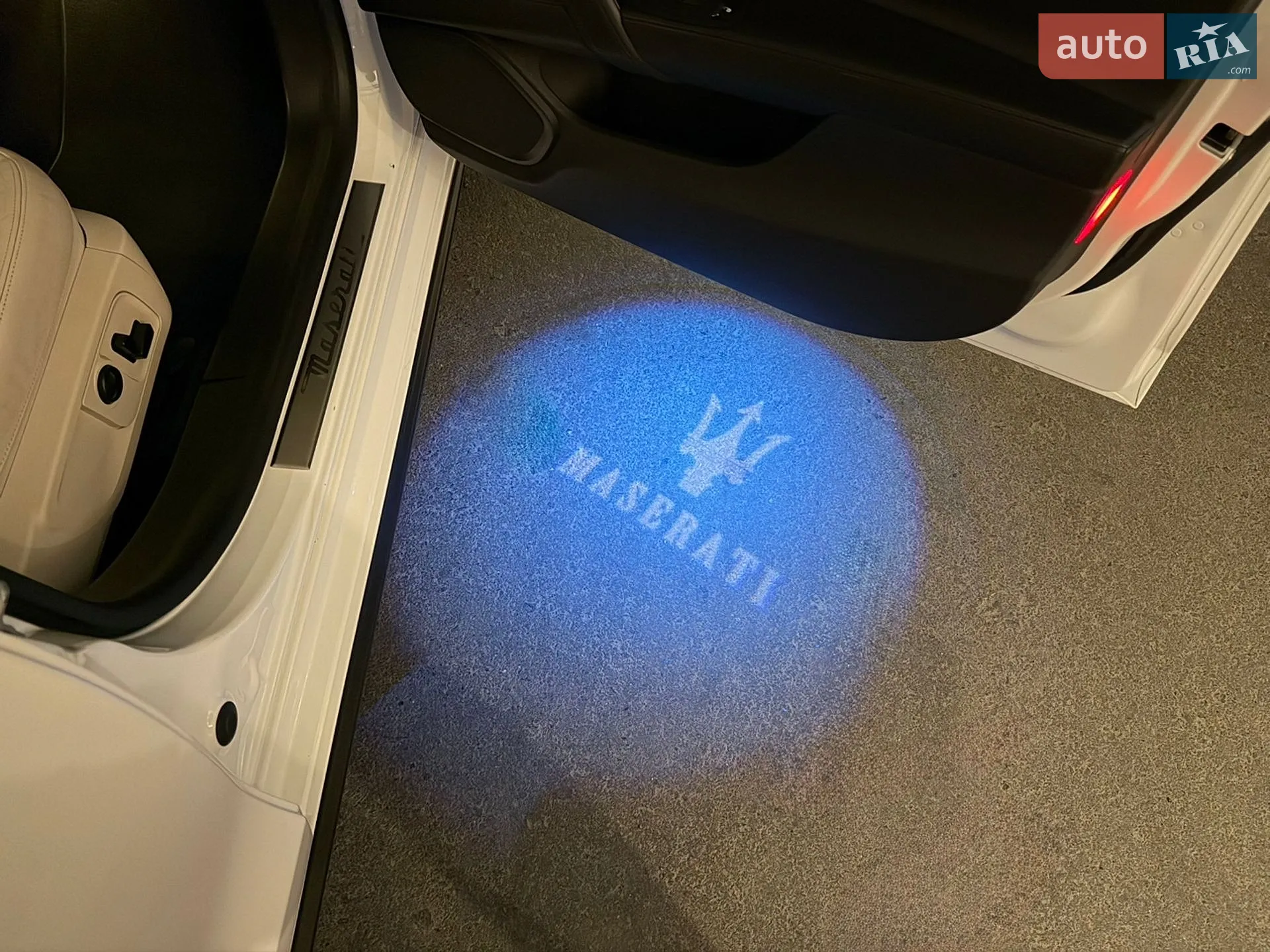 2014 Maserati Ghibli - мініатюра 28