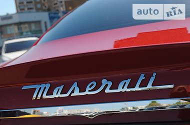 Купе Maserati GranTurismo 2011 в Киеве