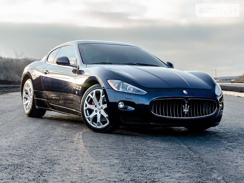 Купе Maserati GranTurismo 2008 в Киеве