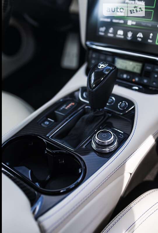 Купе Maserati GranTurismo 2017 в Києві