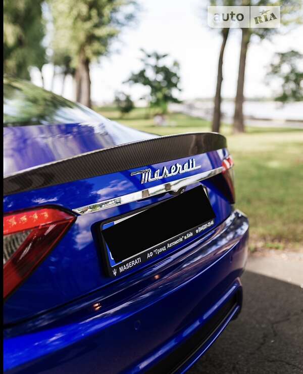 Купе Maserati GranTurismo 2017 в Києві
