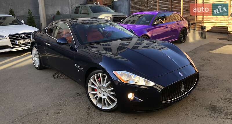 Купе Maserati GranTurismo 2011 в Киеве