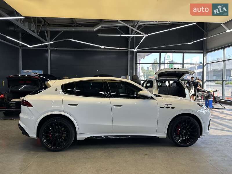Позашляховик / Кросовер Maserati Grecale 2022 в Києві фото 8 Позашляховик / Кросовер Maserati Grecale 2022 в Києві
