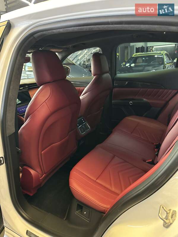 Позашляховик / Кросовер Maserati Grecale 2022 в Києві фото 29 Позашляховик / Кросовер Maserati Grecale 2022 в Києві