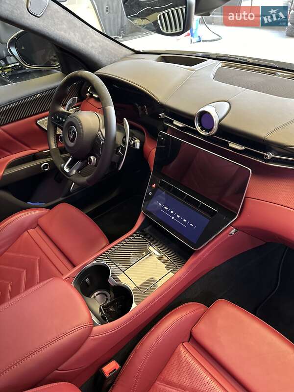 Позашляховик / Кросовер Maserati Grecale 2022 в Києві фото 35 Позашляховик / Кросовер Maserati Grecale 2022 в Києві
