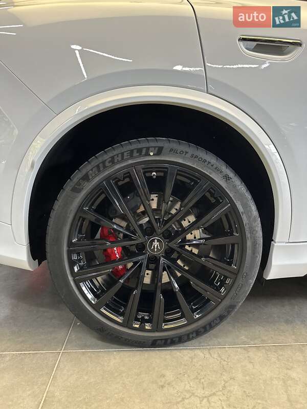 Позашляховик / Кросовер Maserati Grecale 2022 в Києві фото 40 Позашляховик / Кросовер Maserati Grecale 2022 в Києві