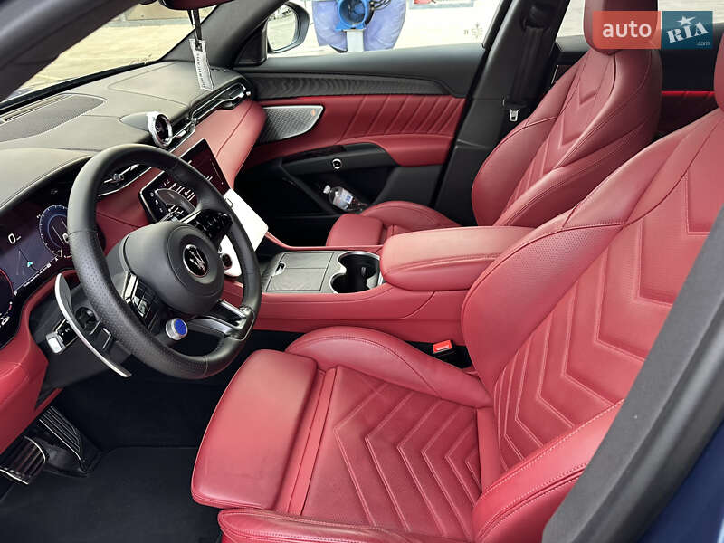 Позашляховик / Кросовер Maserati Grecale 2024 в Одесі фото 12 Позашляховик / Кросовер Maserati Grecale 2024 в Одесі