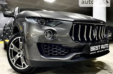 Позашляховик / Кросовер Maserati Levante 2016 в Києві