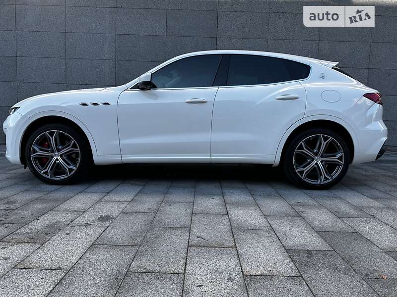 Внедорожник / Кроссовер Maserati Levante 2019 в Харькове фото 6 Внедорожник / Кроссовер Maserati Levante 2019 в Харькове
