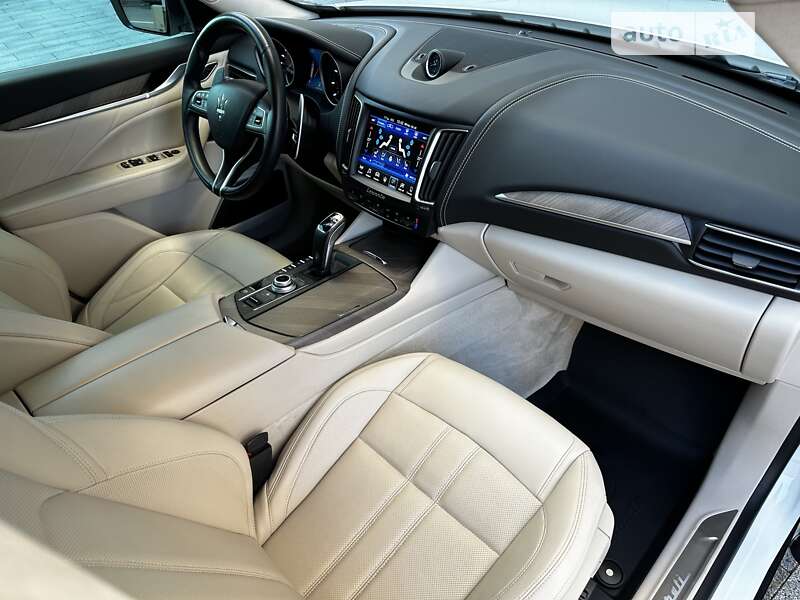 Внедорожник / Кроссовер Maserati Levante 2019 в Харькове фото 27 Внедорожник / Кроссовер Maserati Levante 2019 в Харькове
