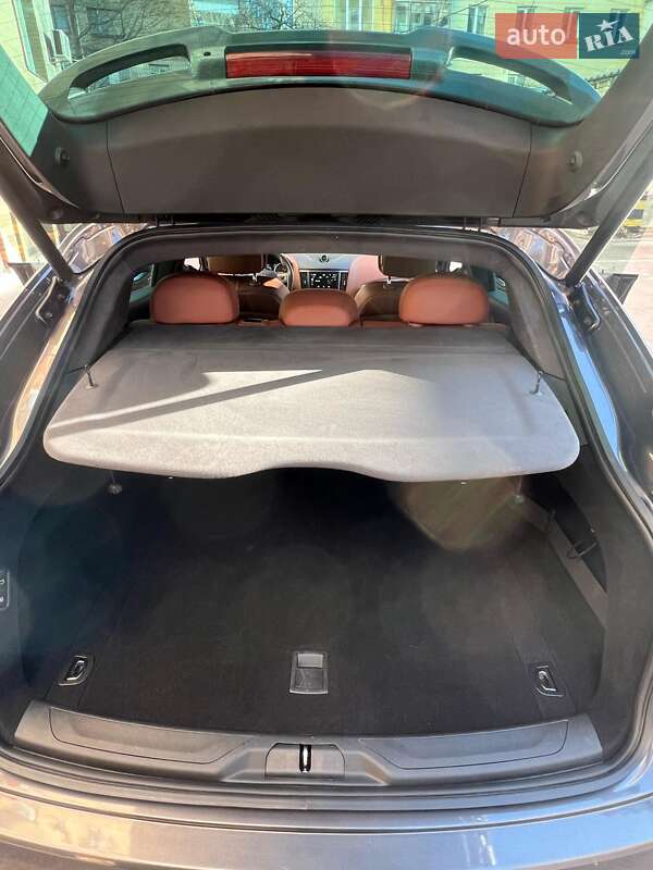 Внедорожник / Кроссовер Maserati Levante 2021 в Киеве фото 25 Внедорожник / Кроссовер Maserati Levante 2021 в Киеве