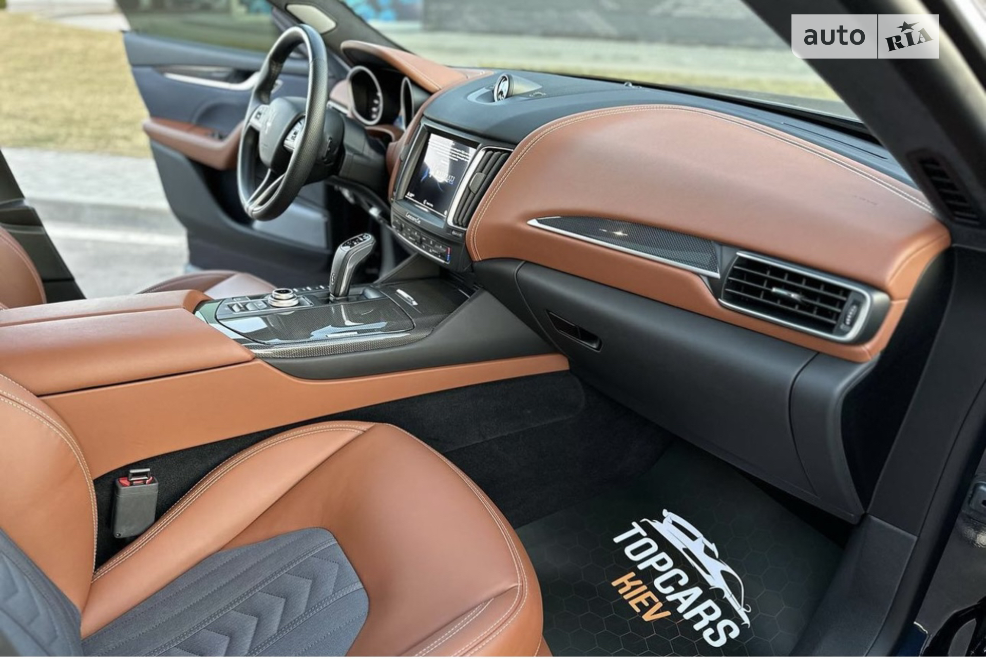 2019 Maserati Levante - мініатюра 2