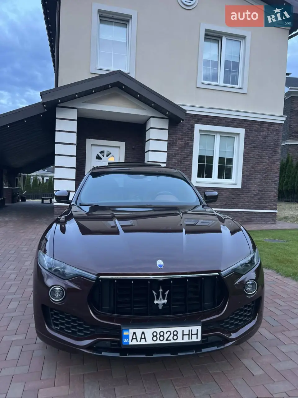 2017 Maserati Levante - мініатюра 17