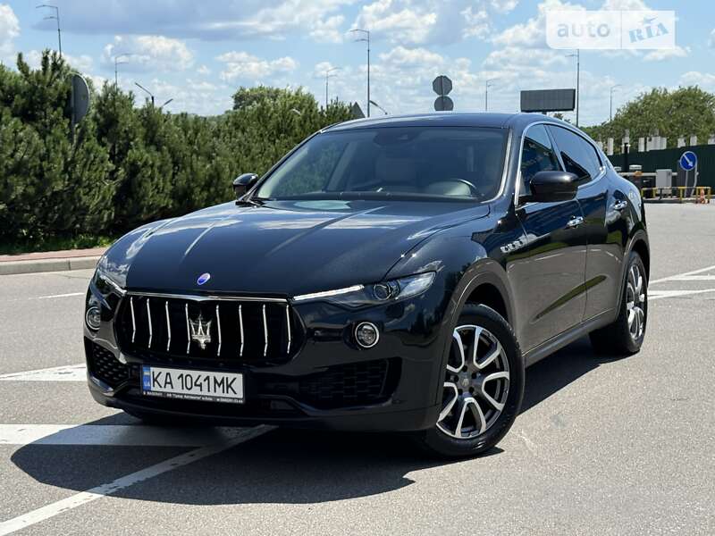 Позашляховик / Кросовер Maserati Levante 2016 в Києві