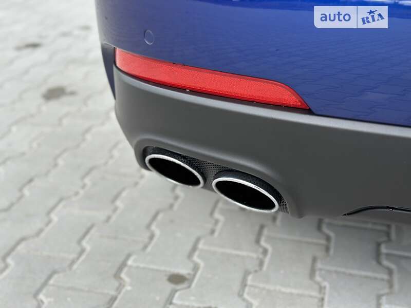 Внедорожник / Кроссовер Maserati Levante 2016 в Днепре