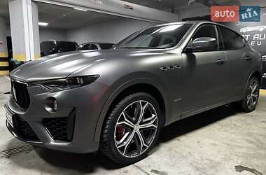 Позашляховик / Кросовер Maserati Levante 2019 в Києві