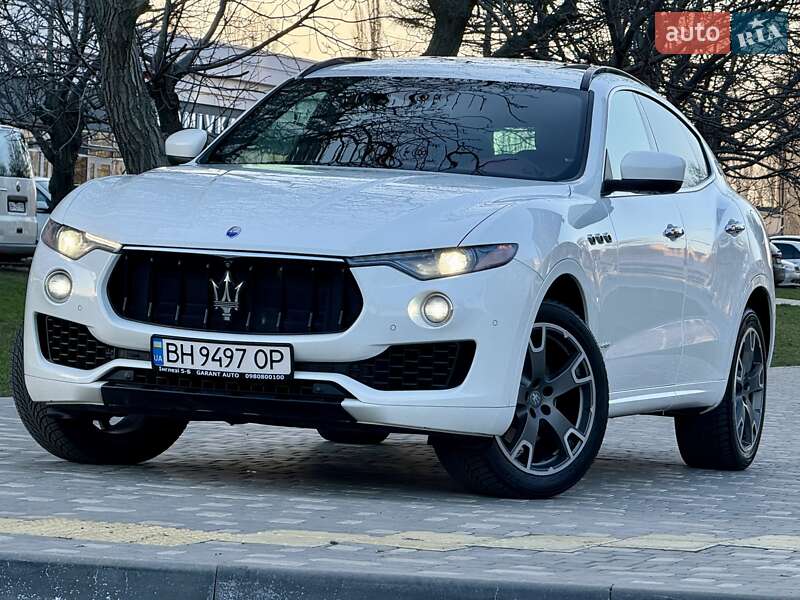 Внедорожник / Кроссовер Maserati Levante 2016 в Одессе