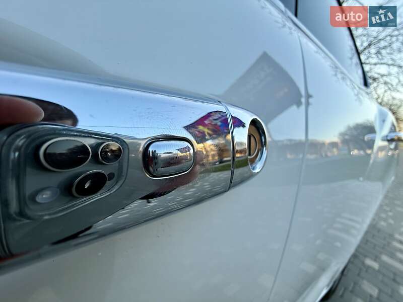 Внедорожник / Кроссовер Maserati Levante 2016 в Одессе