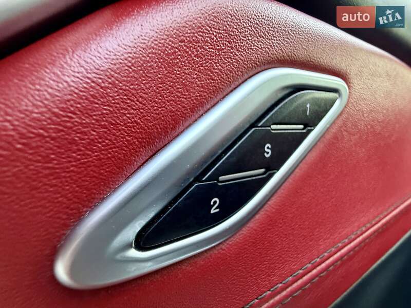 Внедорожник / Кроссовер Maserati Levante 2016 в Одессе