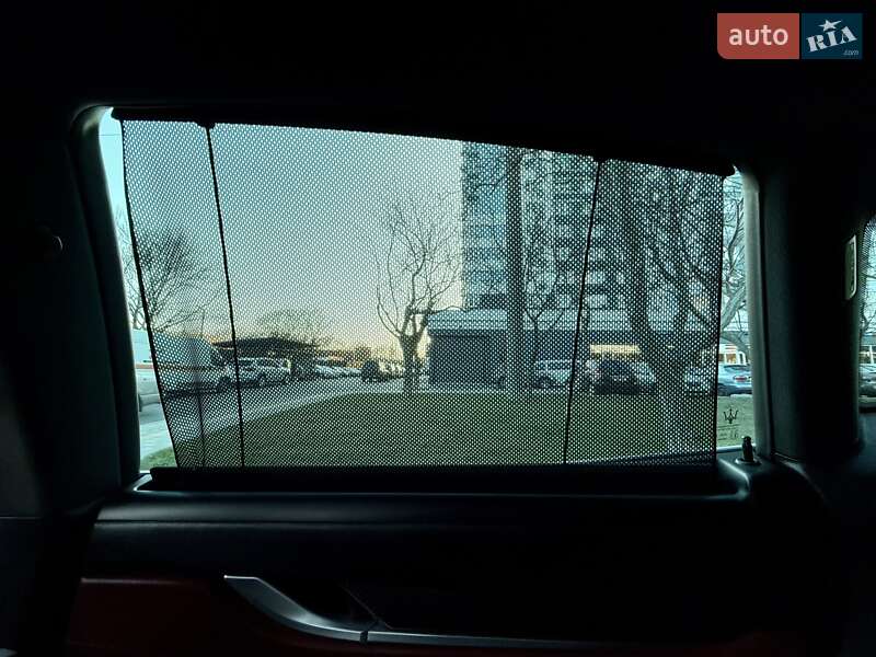 Внедорожник / Кроссовер Maserati Levante 2016 в Одессе